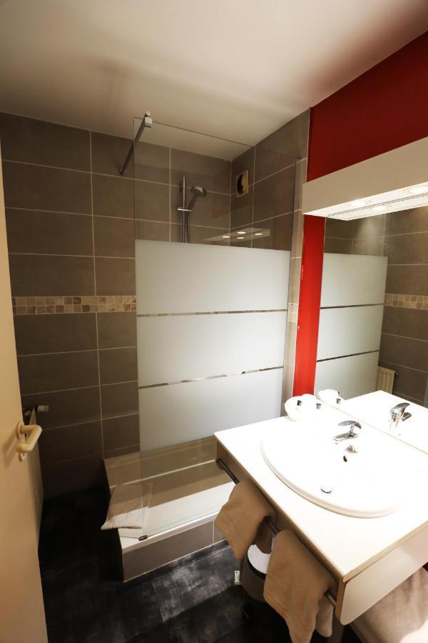 Logis Le Bourguignon Hotel Bèze Kültér fotó