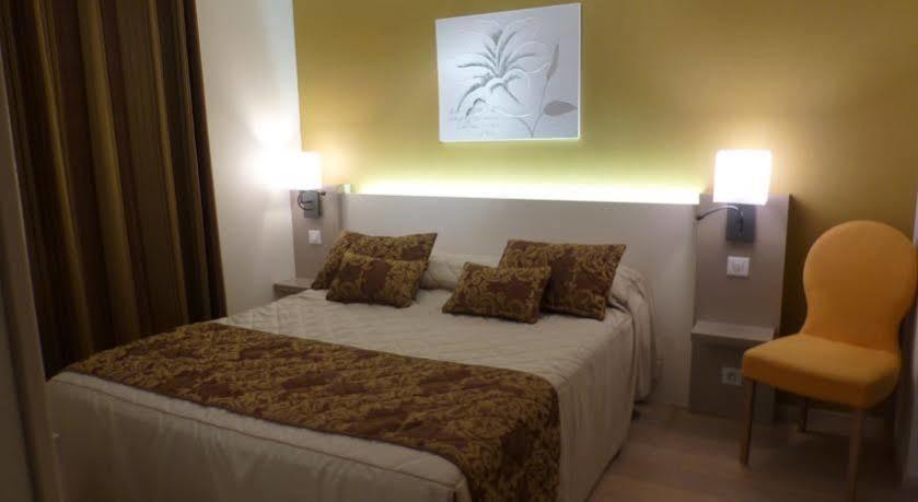 Logis Le Bourguignon Hotel Bèze Kültér fotó