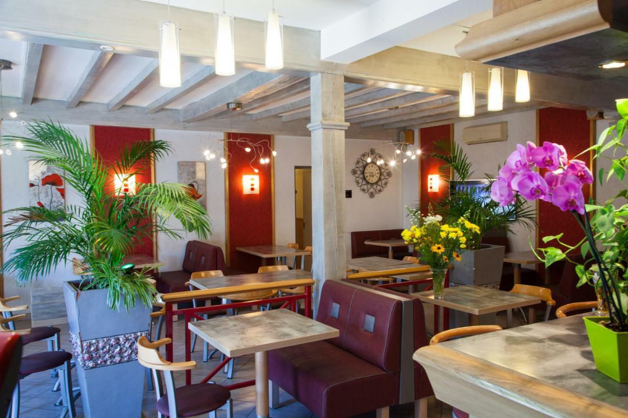 Logis Le Bourguignon Hotel Bèze Kültér fotó